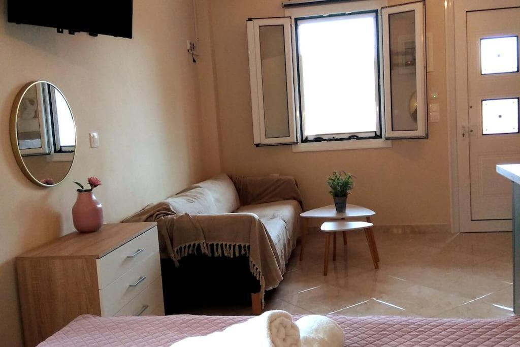 Elena Roza Apartment Mesongí Exteriér fotografie